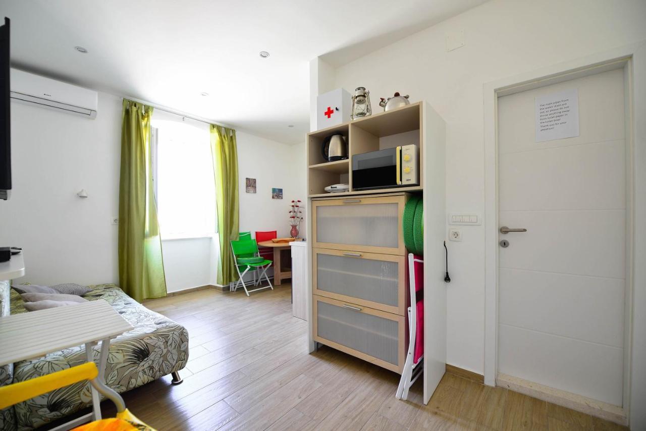 Apartments Bulovic In The Very Center Of Σπλιτ Εξωτερικό φωτογραφία